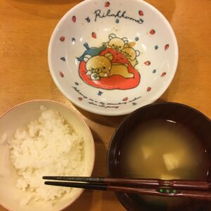 子供がご飯を食べない 少食にして偏食かつ背の順で前から2番目が指定席だった娘の事例 少食編 ああ子育て世代